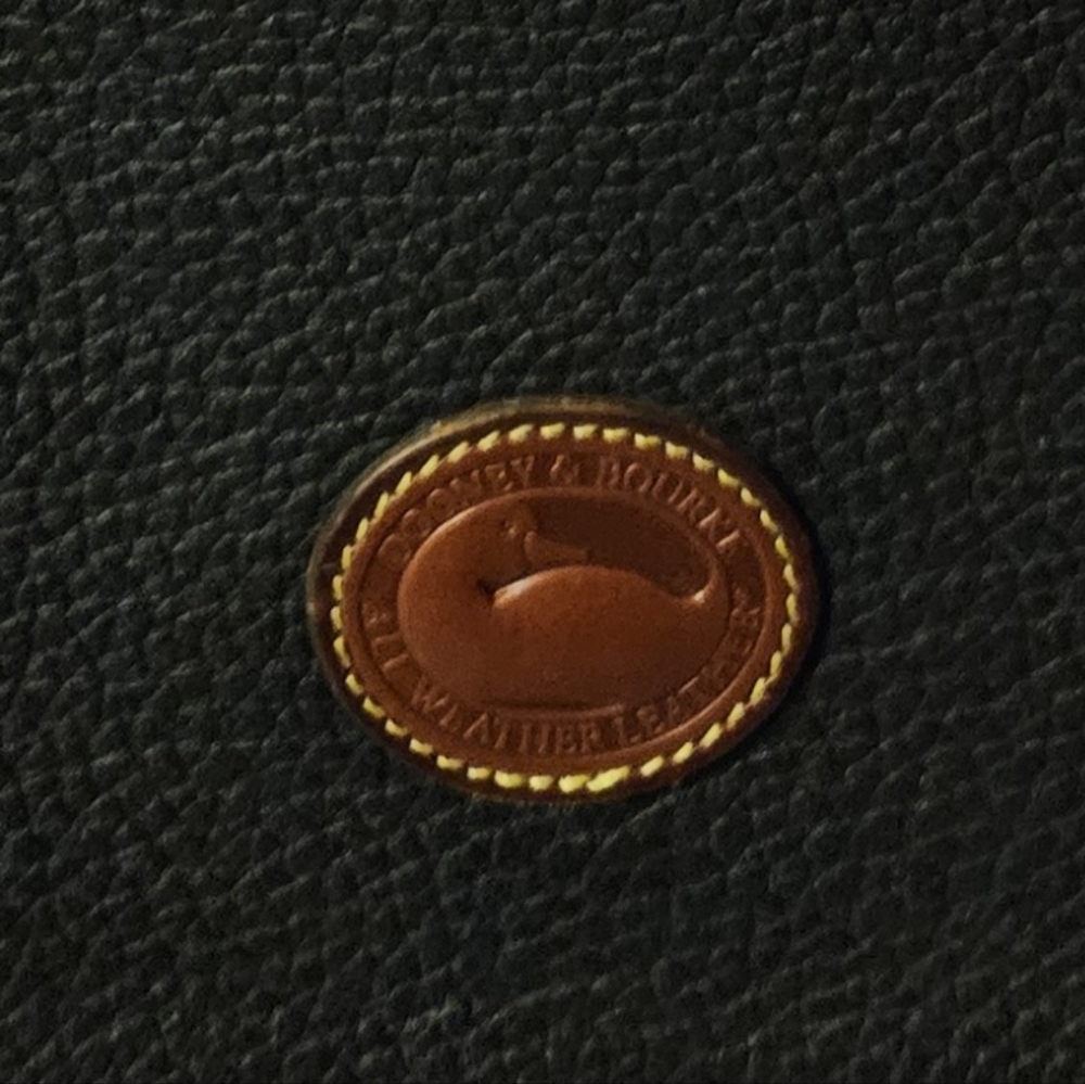 Dooney & Bourke black and tan shoulder bag - Picture 5 of 5